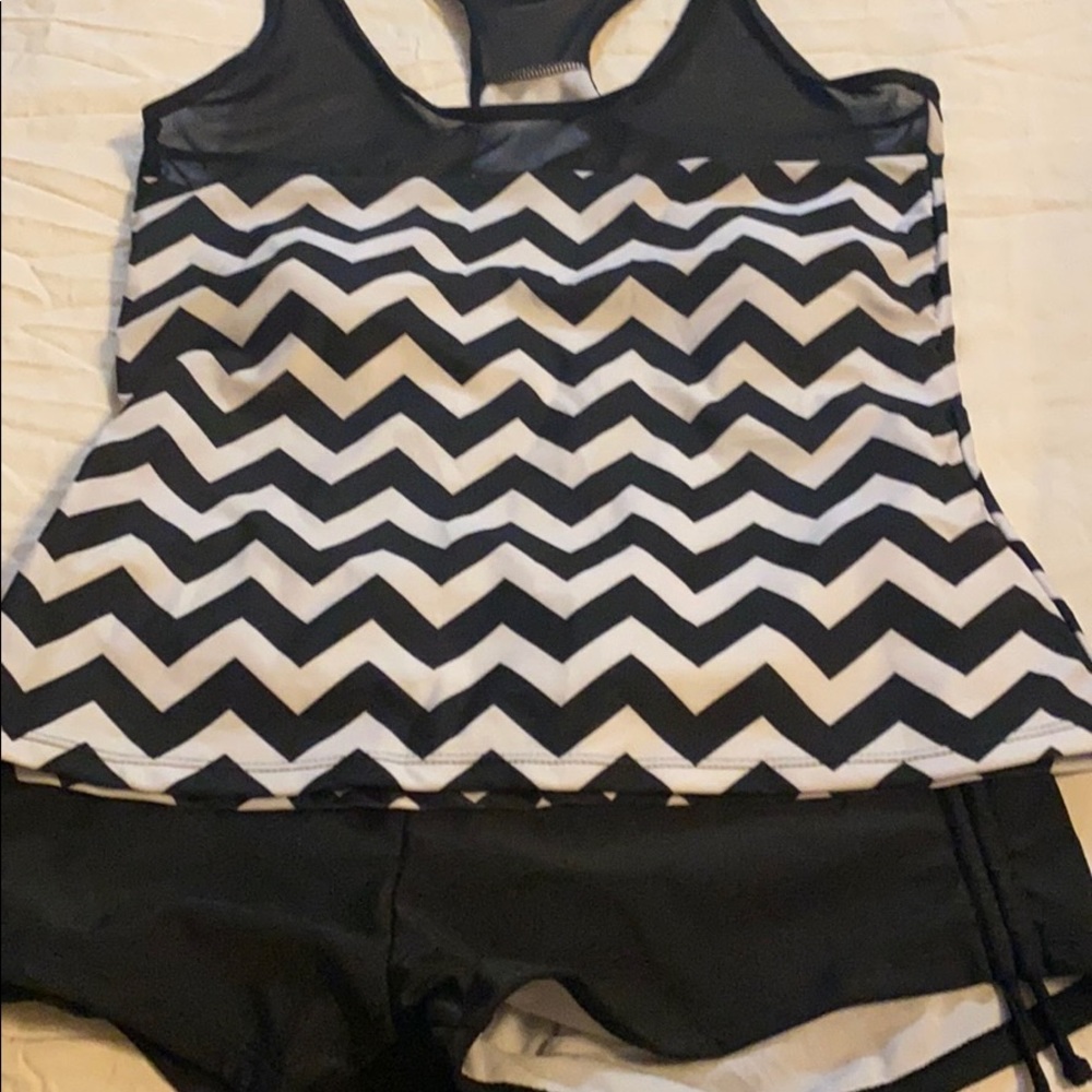 Swimming suit
